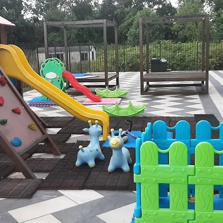 алюр студио - Allure Apartament Primorsko